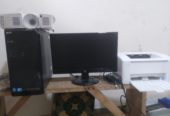 Ordinateur bureau dual, video projecteur, imprimante Laser BN