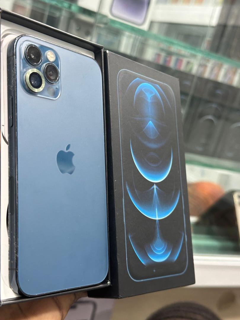 IPhone 12 Pro (128Giga)