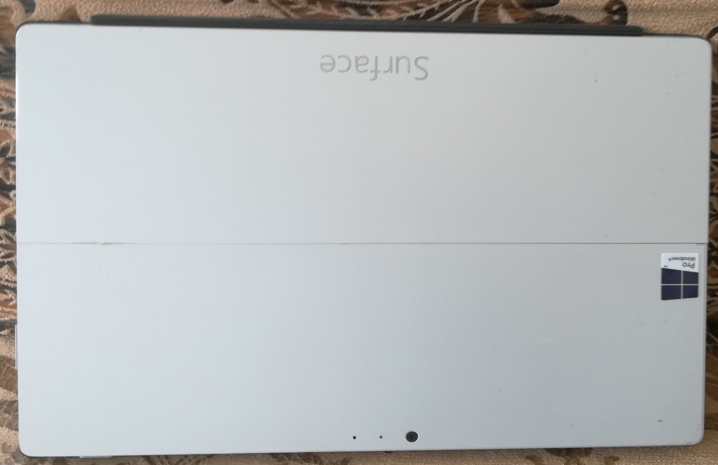 Offre extra- TABLETTE-PC SURFACE PRO NEUVE