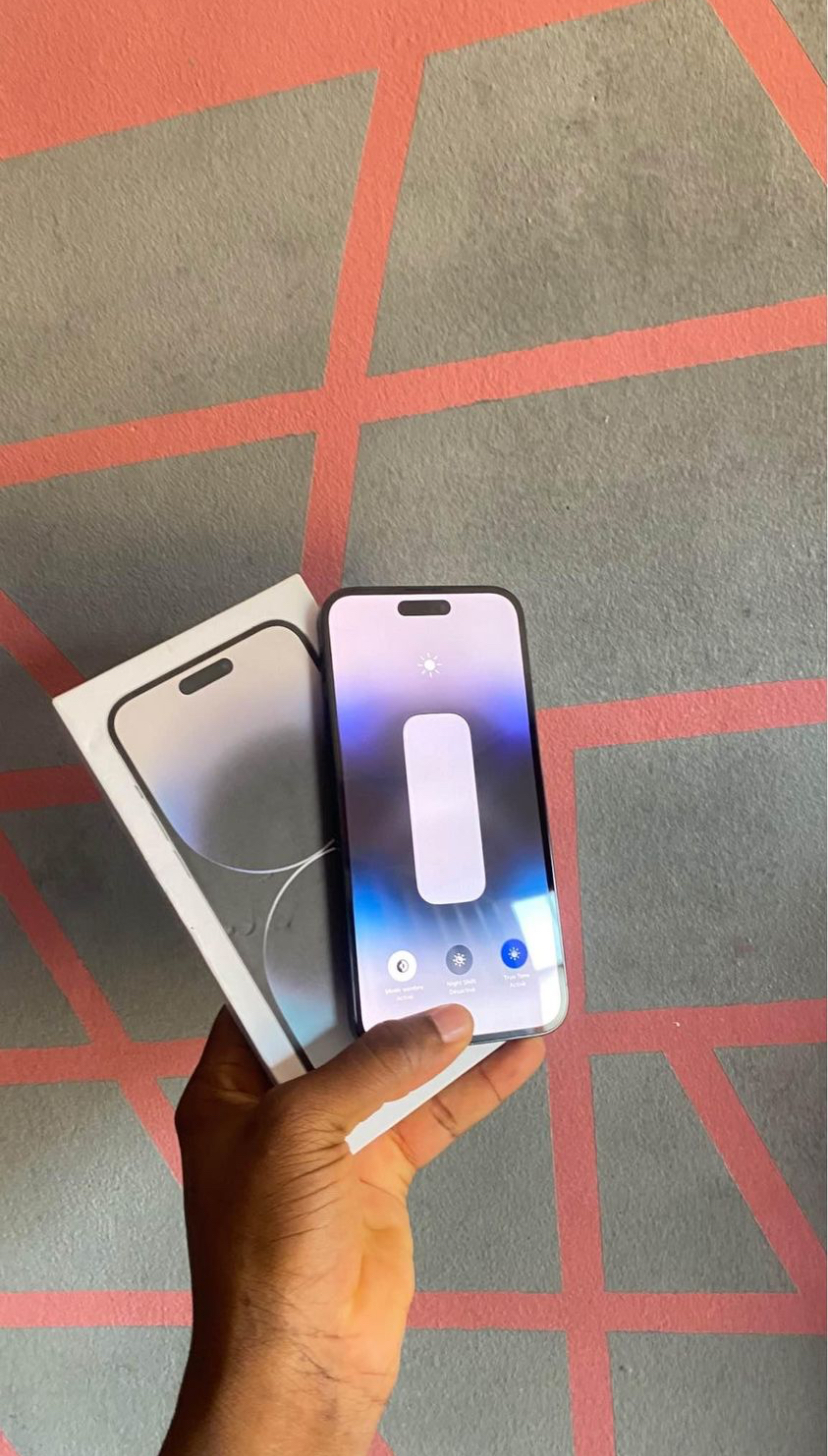 iPhone 14 pro Max 512GB original dans carton