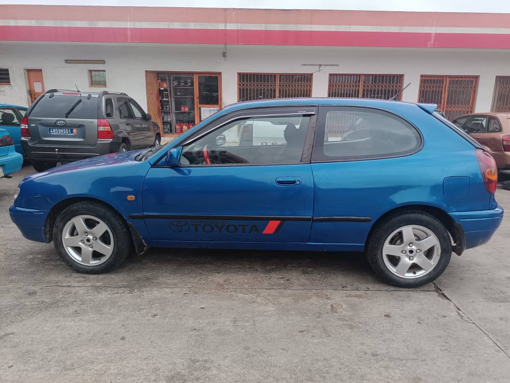 Toyota Eto’o 3portière