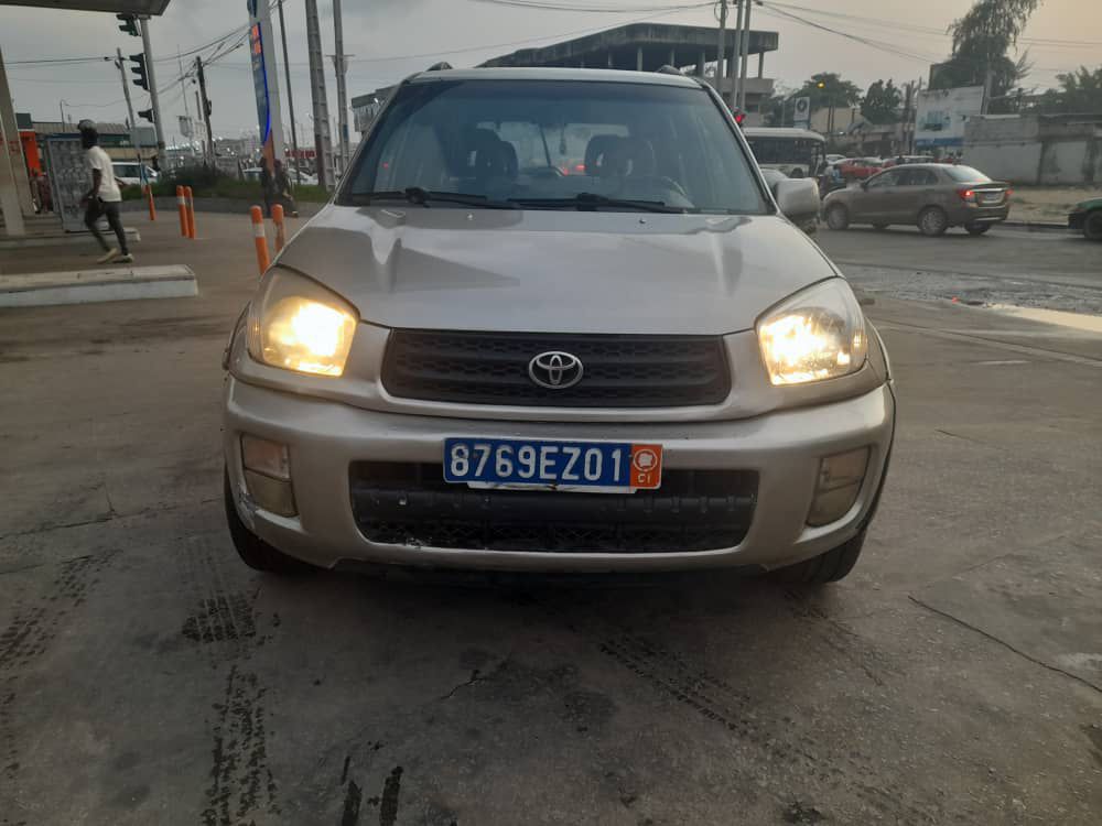 TOYOTA RAV4
