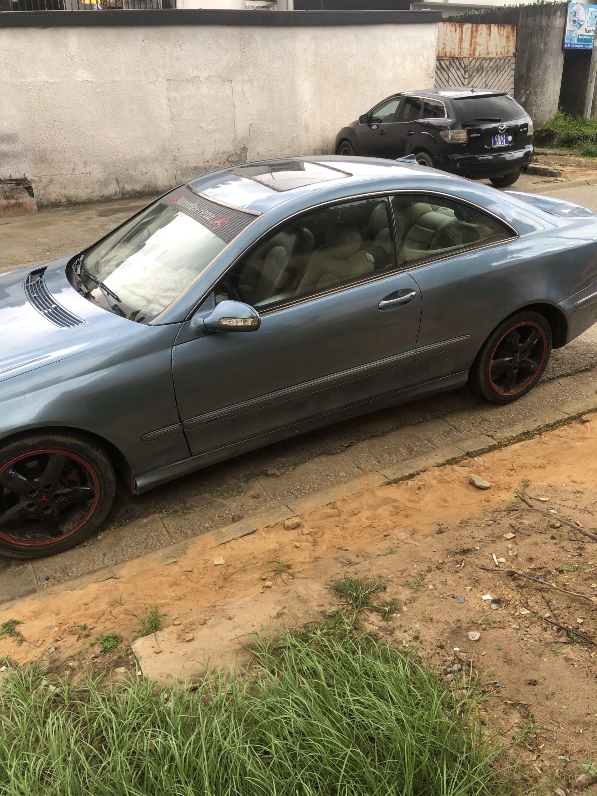 Voiture clk320 en vente