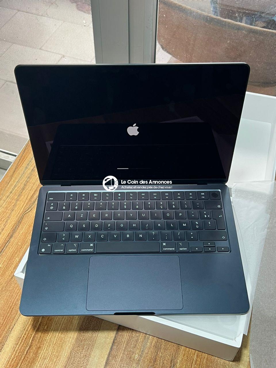 PC MacBook Air M2 2022
