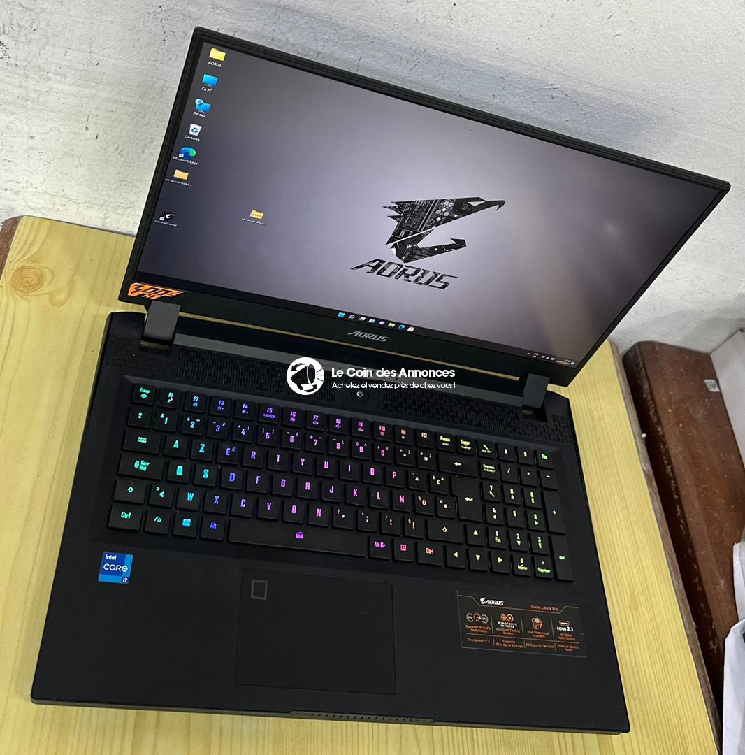 PC Gamers, Programmeurs, Architecture, Multimédia,Gibabyte Aorus 17G KD Core i7 11th