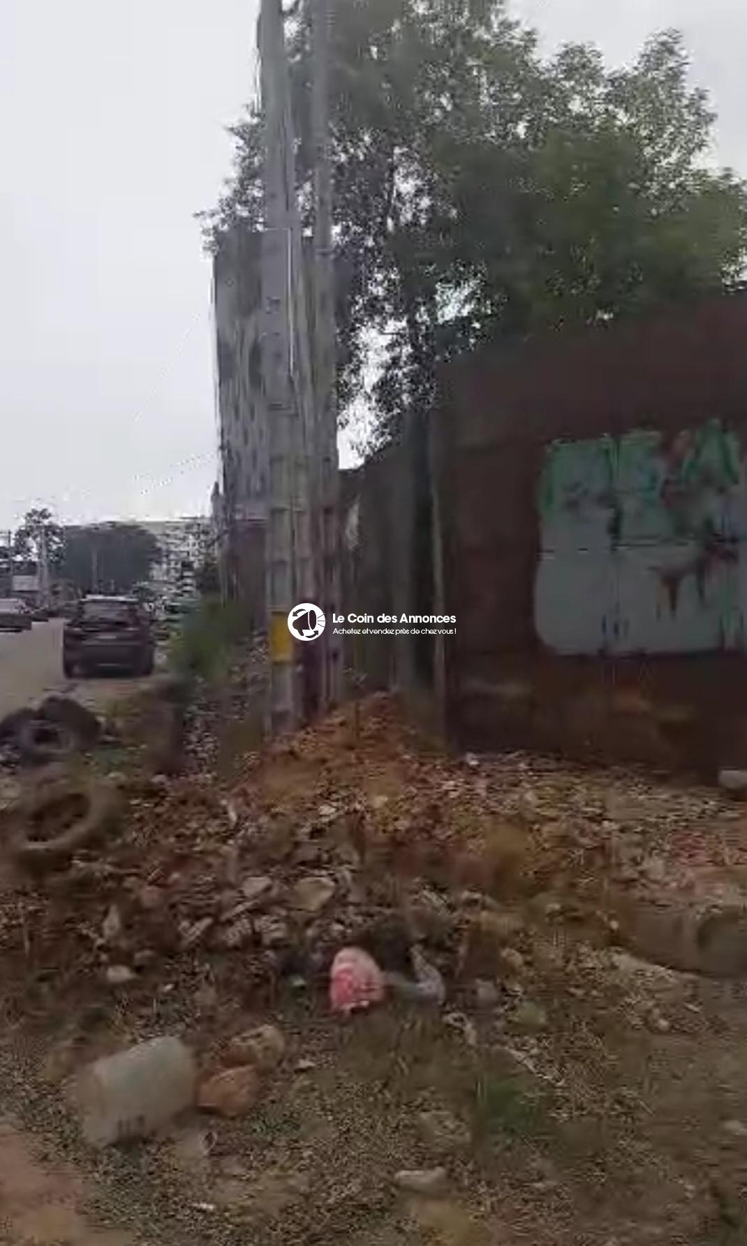 Terrain nu à vendre