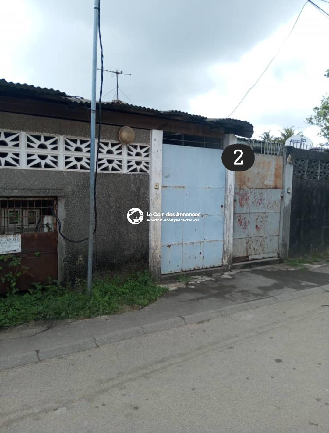 Maisons basses collées à vendre