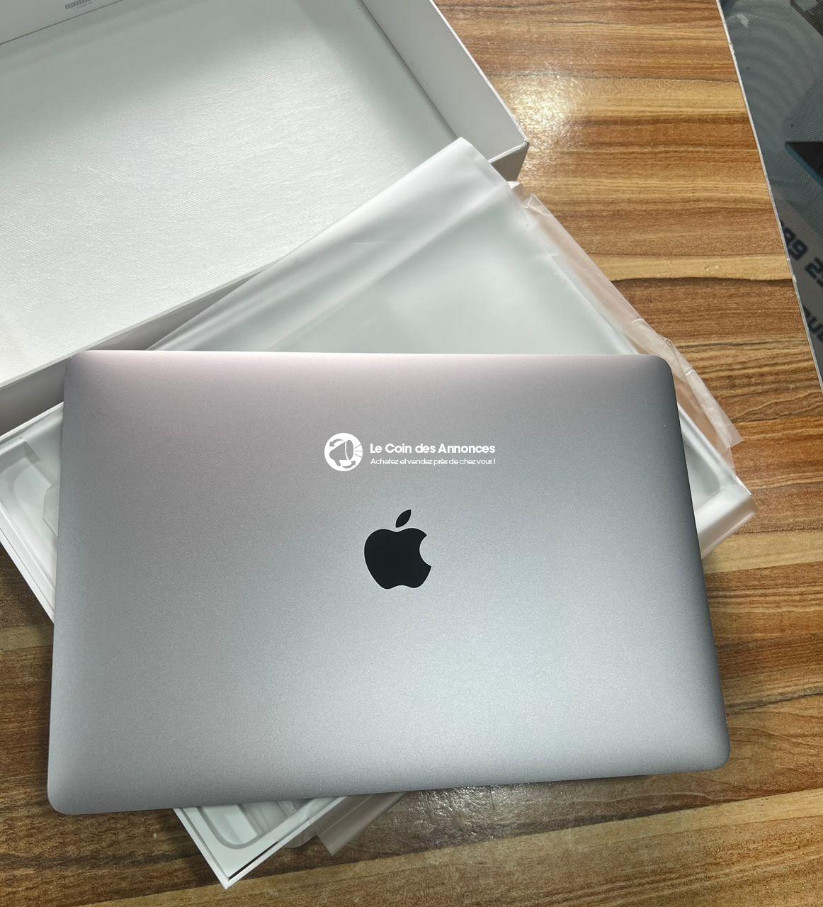 PC MacBook Pro Touch Bar Core i7 (Retina 13 pouce 2018)