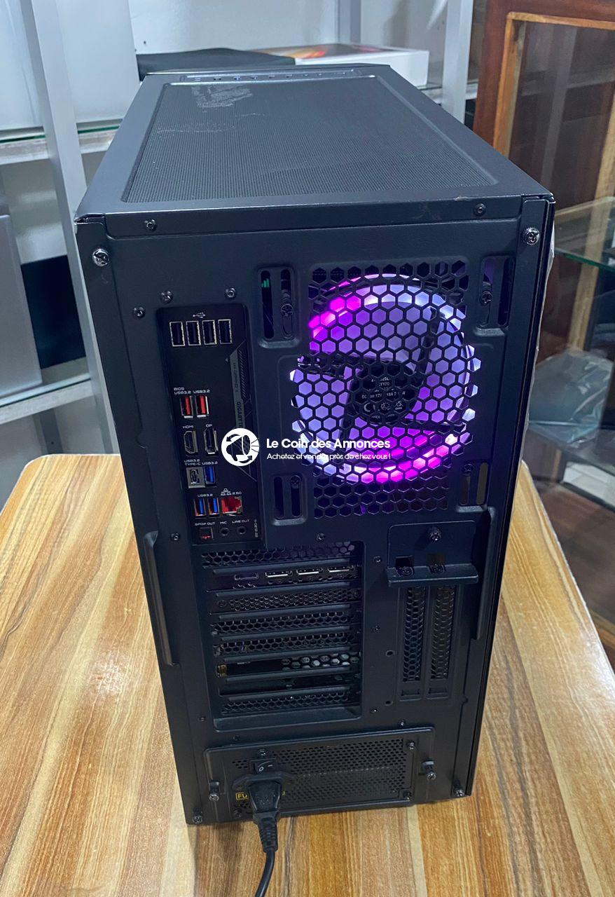 UC Gamers, Programmeurs, Architecture, Multimédia, Gigabyte Z690 GAMING X DDR4