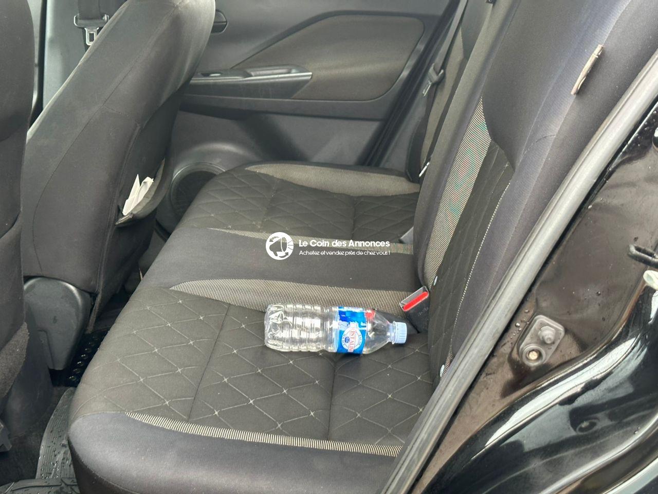 Offre spécial pour une superbe Nissan prix négociable