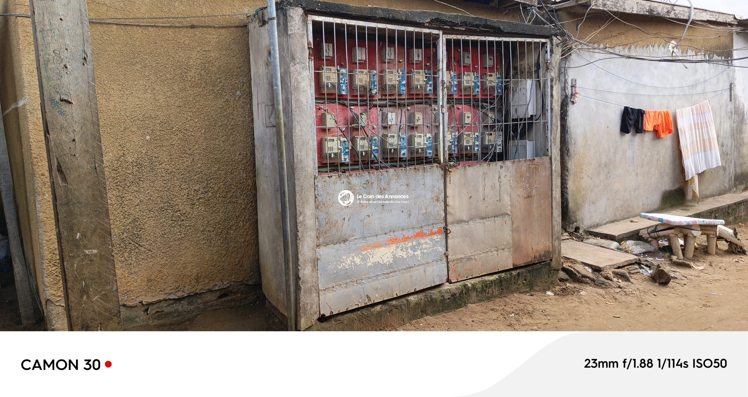 Cour commerciale de 10 studios