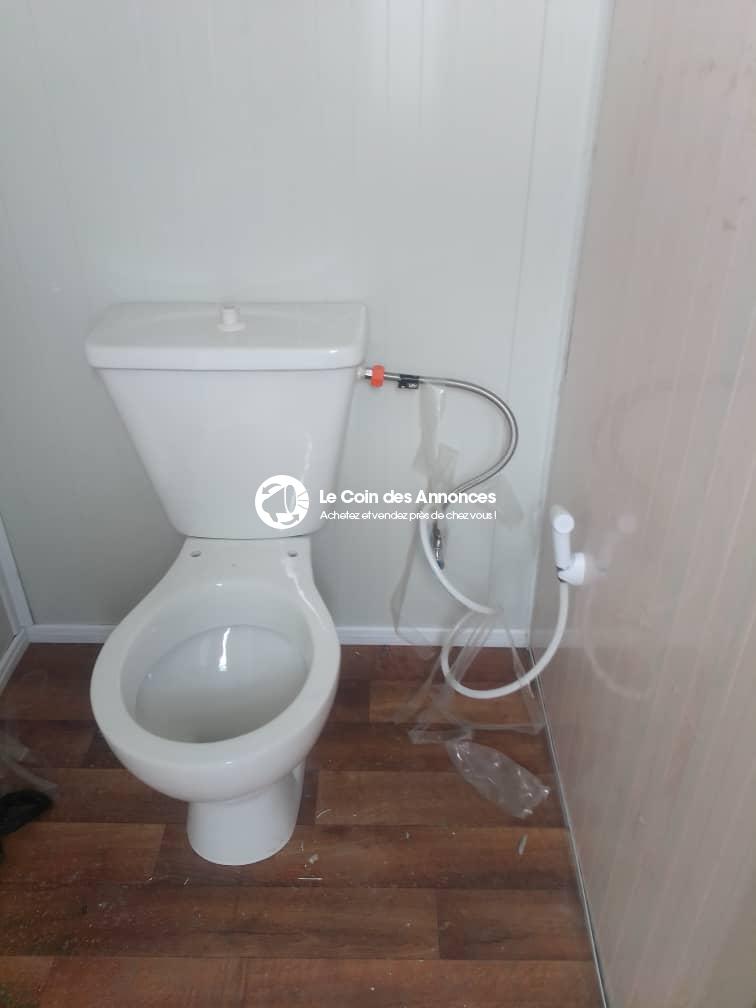 Toilette mobile Préfabriqué