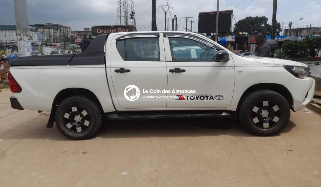 TOYOTA Hilux Année 2017
