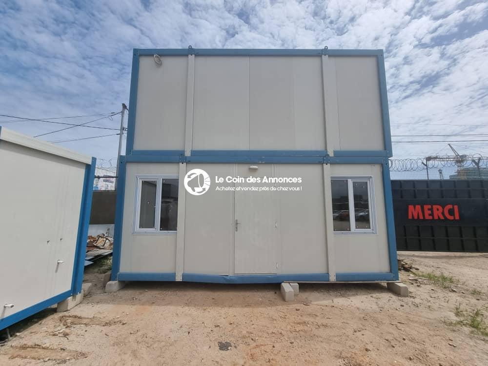 Local commercial préfabriqué