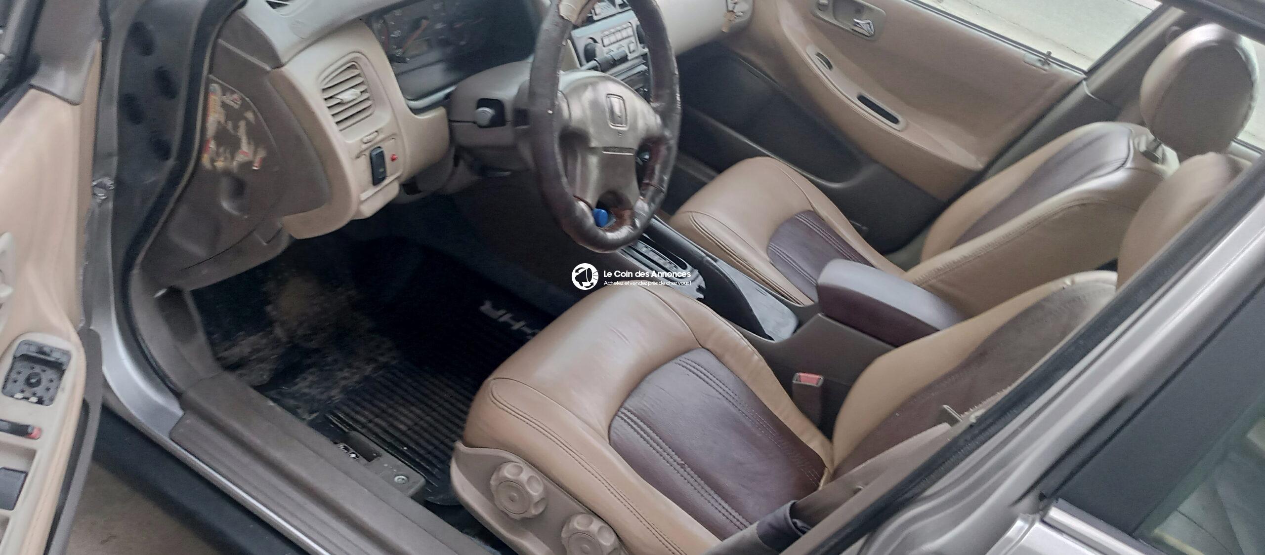 Très propre Honda accord automatique