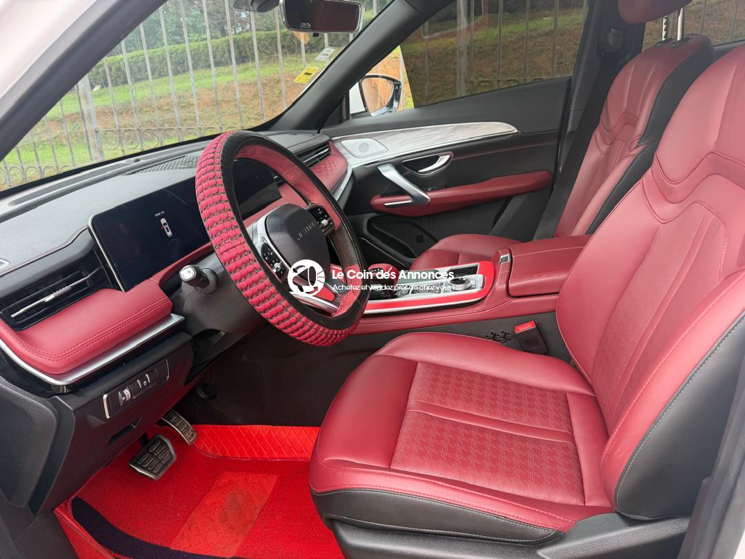 Jetour X70 PLUS 2025